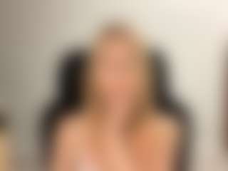 MelonieTrent's Live Sex Cam Show