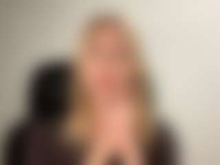 MelonieTrent's Live Sex Cam Show