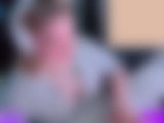 Live cam show with SofiaAdams - Toys on CamSodaAdn