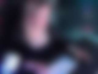 Live cam show with SofiaAdams - Shower on Pornisteam.com