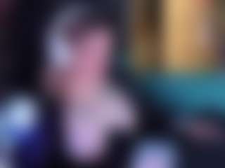 Live cam show with SofiaAdams - Shower on SmokeAndPoke