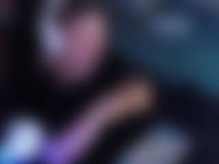 Live cam show with SofiaAdams - Shower on madthumbs