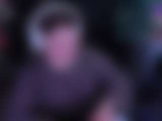 Live cam show with SofiaAdams - Shower on Milfs Live