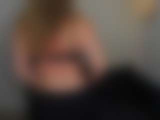 VivienVance18's Live Sex Cam Show