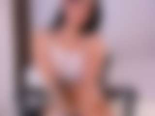 AylinLove's Live Sex Cam Show