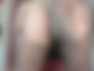 Live cam show with Bianca-Antonelli - Spank on UwU Esports