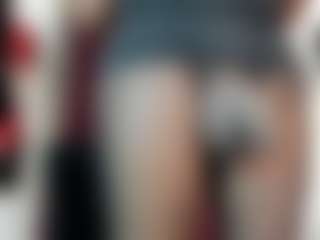 Live cam show with Bianca-Antonelli - Black on Camsoda