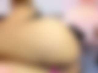 Live cam show with Brenda - Brown Hair on SpunkLive