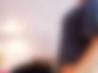 Live cam show with Brenda - Nipple Piercings on AdultVida.com