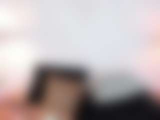 Live cam show with Brenda - Fingering Young Adult on CamwithHer