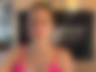 Live cam show with CodiMckone - Upskirt on fapnchat