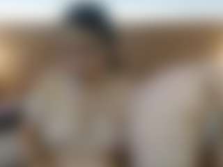 Live cam show with Iris-bloom69 - Deepthroat on Camsoda