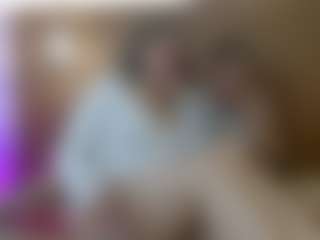 Iris-bloom69's Live Sex Cam Show