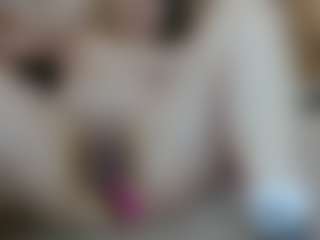 Live cam show with Iris-bloom69 - Amateur on Camsoda