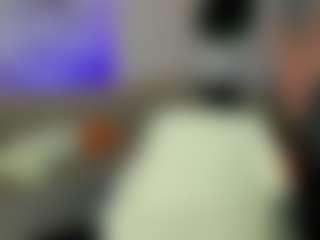 Live cam show with Kylie-Voss - Moaning on sexylive.show