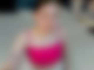 Live cam show with Kylie-Voss - Pegging on sexylive.show
