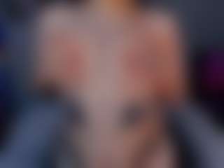 Live cam show with Kylie-Voss - Pegging on Camsoda