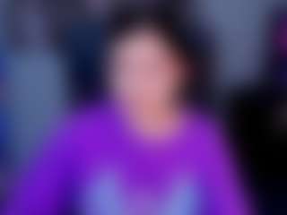 Live cam show with Kylie-Voss - Ass Clapping on AdultVida.com