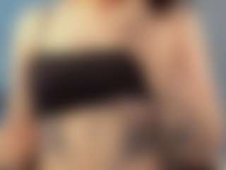 Live cam show with Kylie-Voss - Smoking on Gym Cam Girls