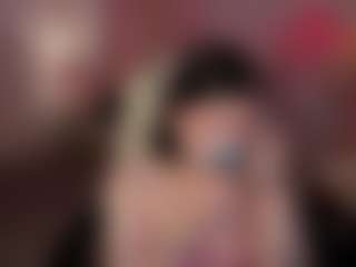 Live cam show with Kylie-Voss - Moaning on Camsoda