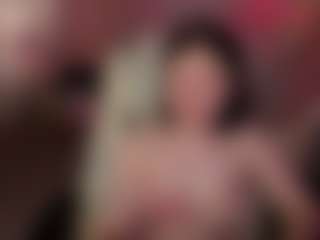 Live cam show with Kylie-Voss - Moaning on xheatlive.com
