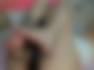 Live cam show with sakurabloom - Moaning on CamwithHer