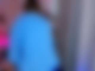 Live cam show with Sirena-Brighton - White on CamClone