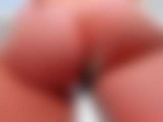 Live cam show with Sirena-Brighton - Bedroom Red Hair on Camsoda