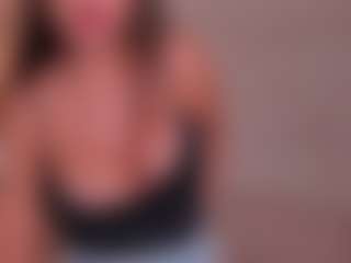 Live cam show with VictoriaBennet - Camel Toe on Gym Cam Girls