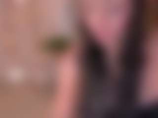 Live cam show with VictoriaBennet - Camel Toe on Strip Flash - Live Sex Shows
