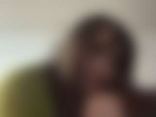 Live cam show with YungWillmann - Sexy on CamSodaAdn