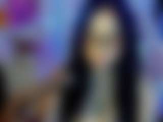 Live cam show with CloeeBeckam - Colombia Young Adult on Hubzter Live