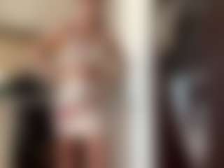 Live cam show with GiuseppinaSolberg - Ass Clapping on SquirtSoMuch