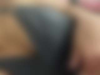 Live cam show with GiuseppinaSolberg - Camel Toe on Camsoda Late Night