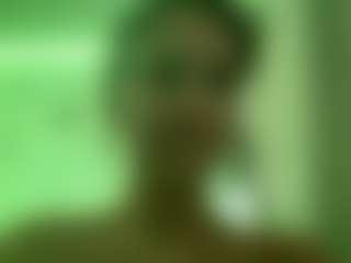 Live cam show with GiuseppinaSolberg - Nipple Piercings on Soda Cam