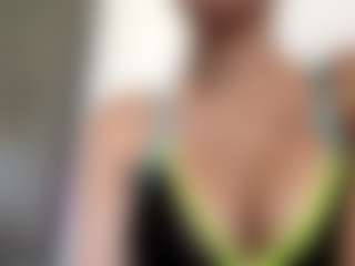 Live cam show with GiuseppinaSolberg - Latina on Camsoda