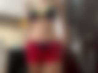 GiuseppinaSolberg's Live Sex Cam Show