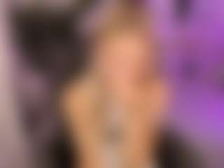 Live cam show with LauraPurr - Small Tits Teen (18+) on CamClone