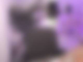 Live cam show with LauraPurr - Hairy Pussy on StripNow