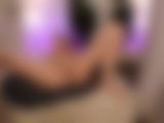 Live cam show with LauraPurr - Hairy on Big Tits