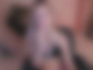 Live cam show with LauraPurr - Hairy on livesexfox.com