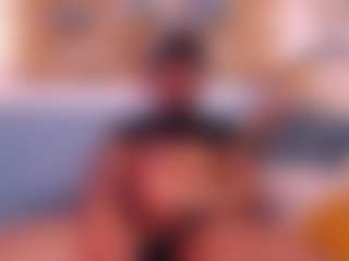 Live cam show with MichaelHanks - Submissive on Camiplay Live