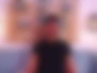 Live cam show with MichaelHanks - Submissive on Camming Site