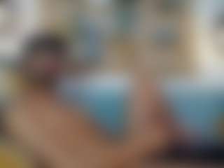 MichaelHanks's Live Sex Cam Show