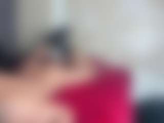 Live cam show with MichaelHanks - English on StripNow