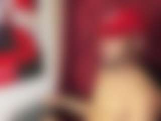 Live cam show with MichaelHanks - Tease on Dolls Live