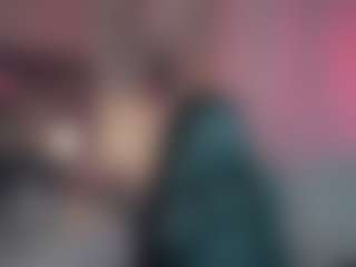 Live cam show with SilviaYates - Young Adult on hrnylive.com