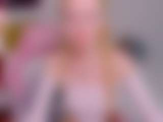 Live cam show with cut1ecut1e - Blondie on friskycurves.com