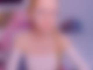 Live cam show with cut1ecut1e - Blondie on hrnylive.com