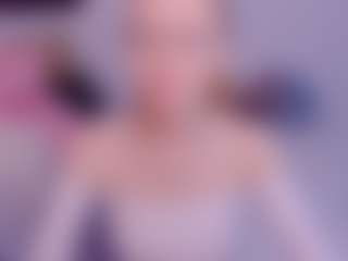 Live cam show with cut1ecut1e - Babygirl on Mixed Magazine Live